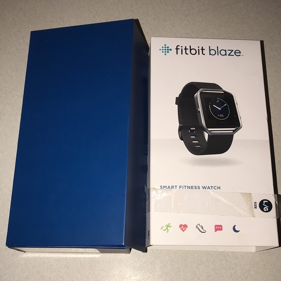 Fitbit blaze Smart watch - Picture 5 of 17